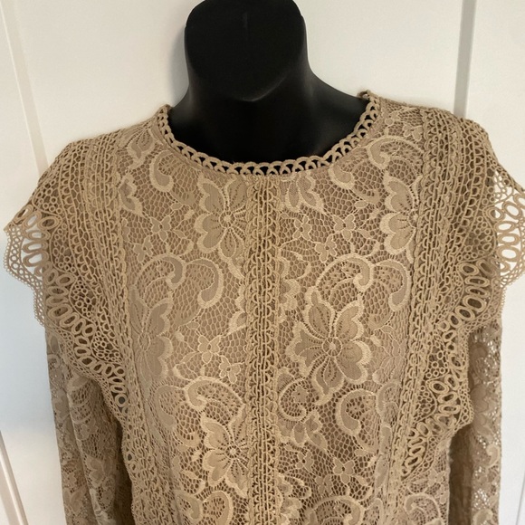 Cable & Gauge Lace Tan Long Sleeve Lined‎ Top Shirt Size Medium - Picture 3 of 9
